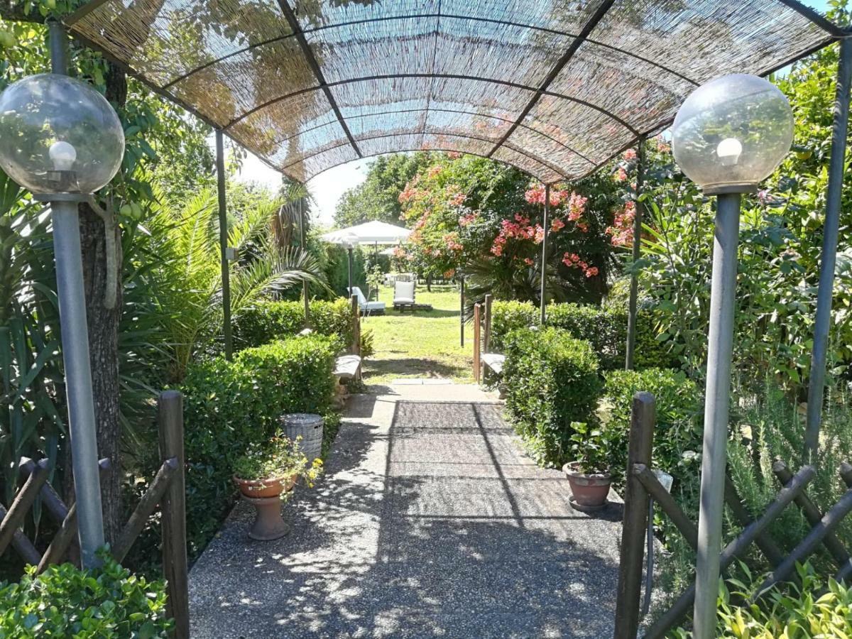 Residenza Caserta Sud - Appartamento Con Giardino Экстерьер фото